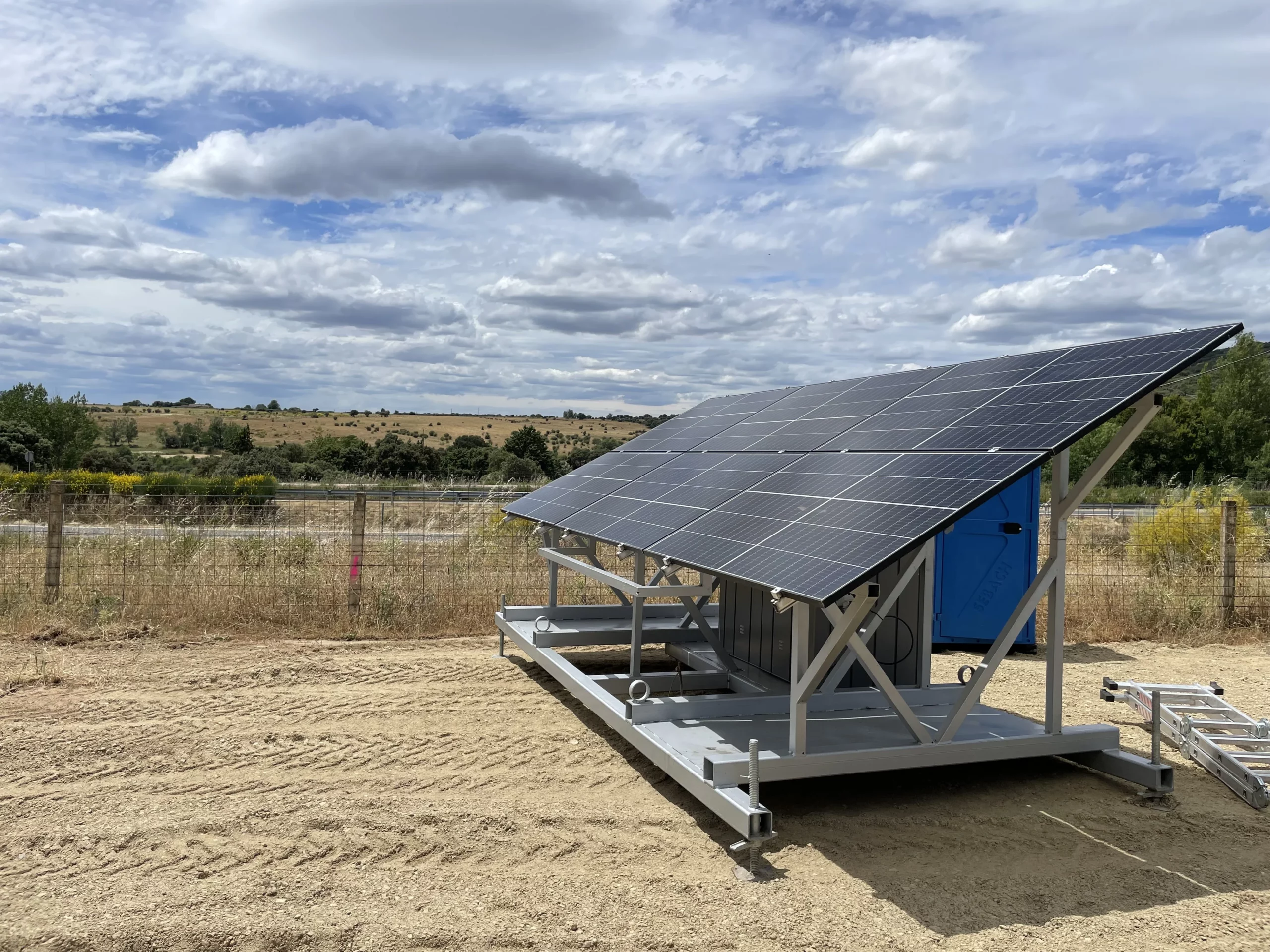 PLATAFORMA SOLAR 2400 (1)